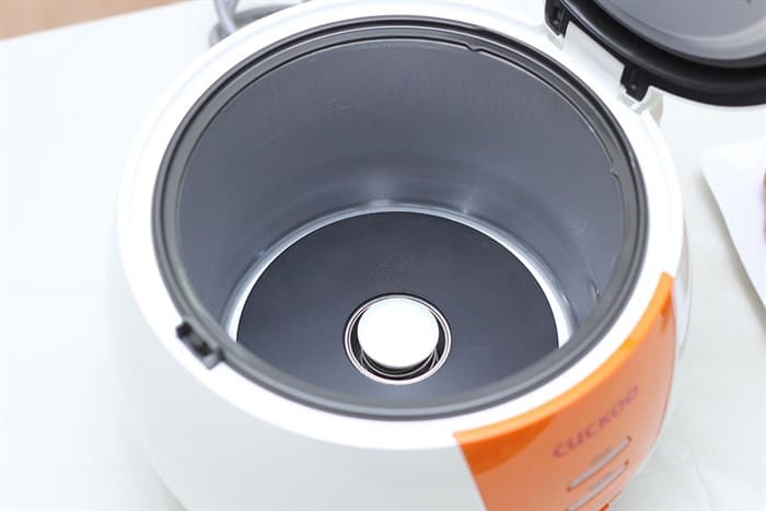 Nồi cơm điện 1.0L Cuckoo CR-0661 - Xanh/Cam